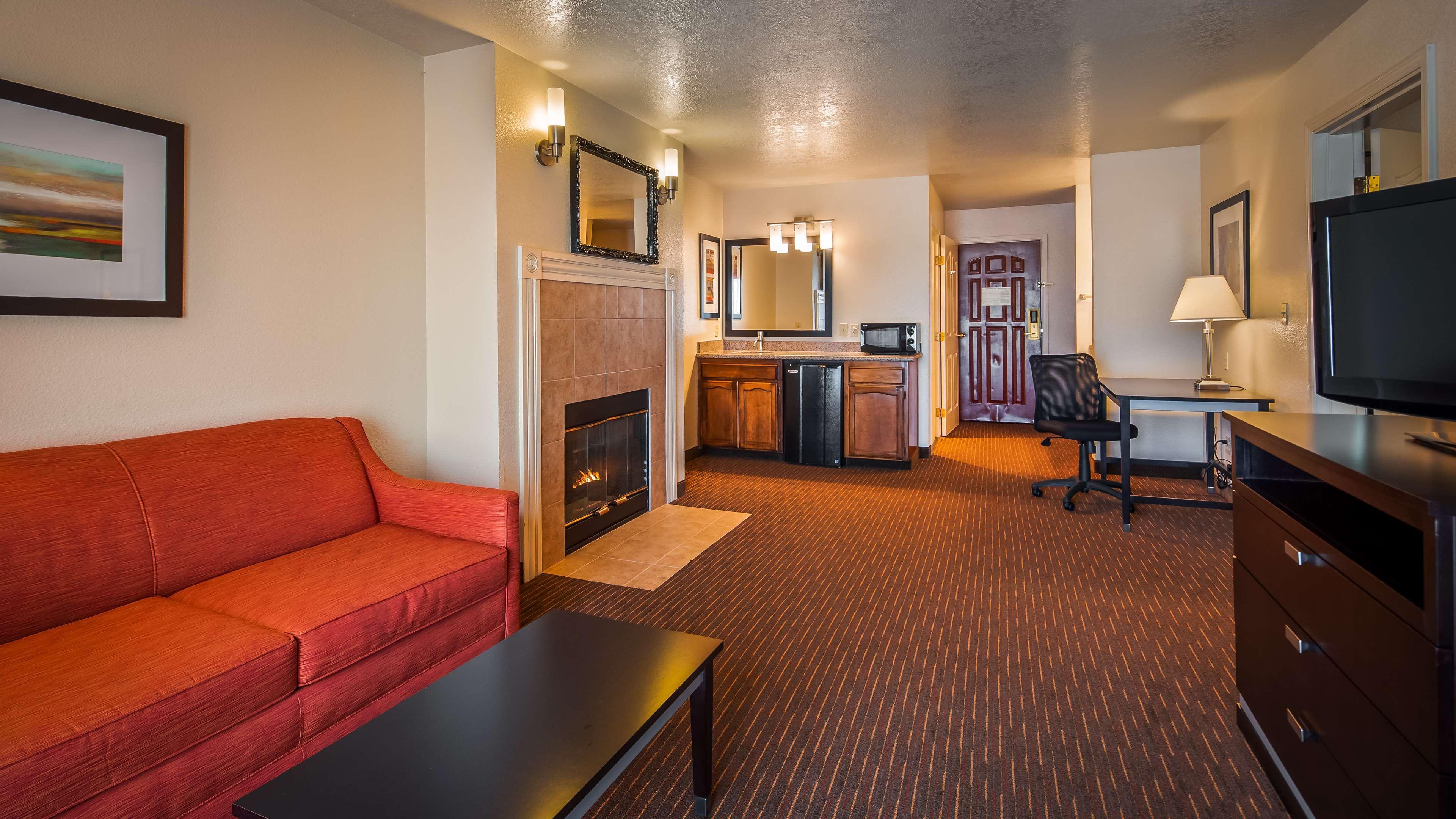 Best Western Luxury Inn Tracy Eksteriør bilde