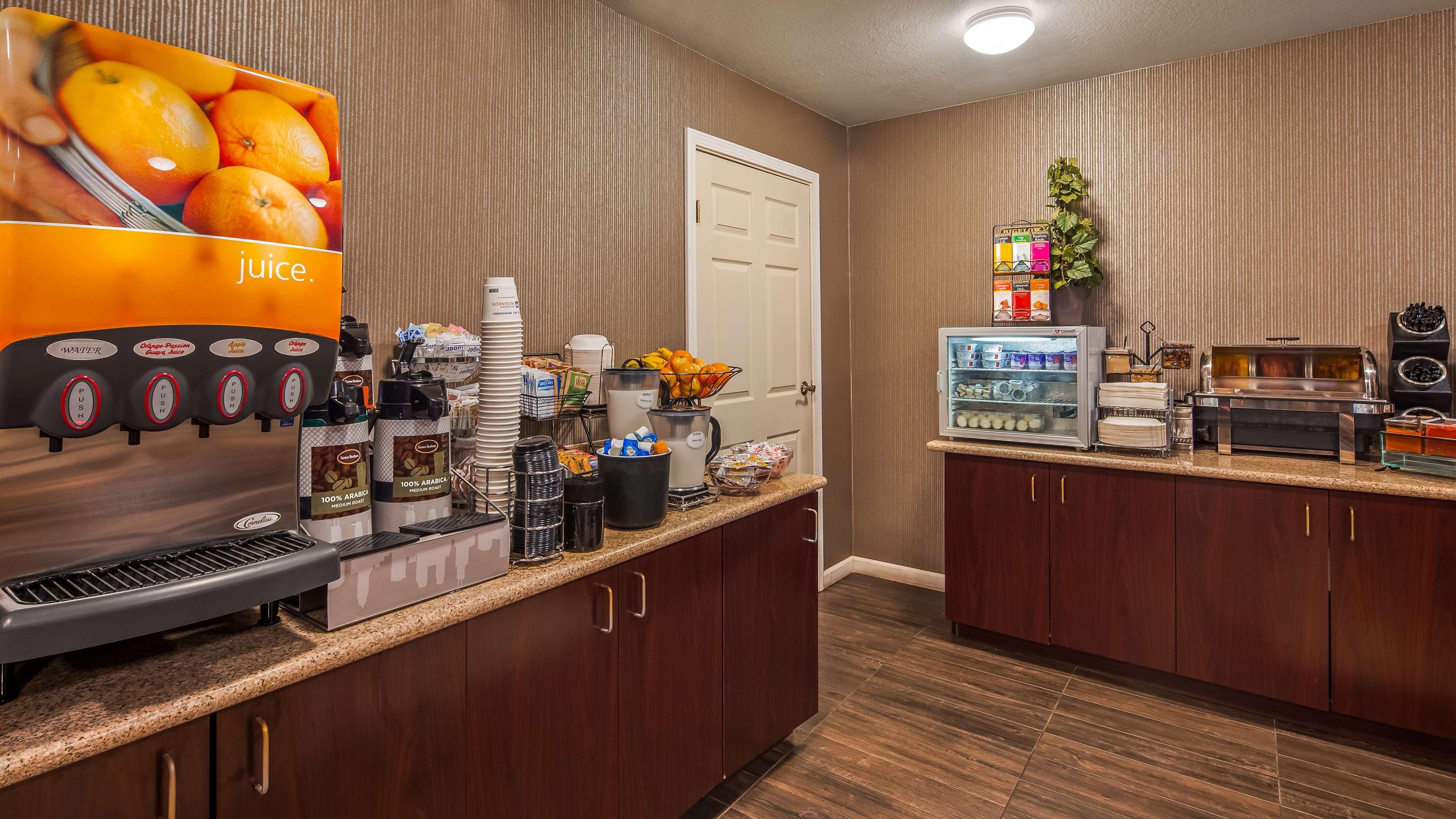 Best Western Luxury Inn Tracy Eksteriør bilde