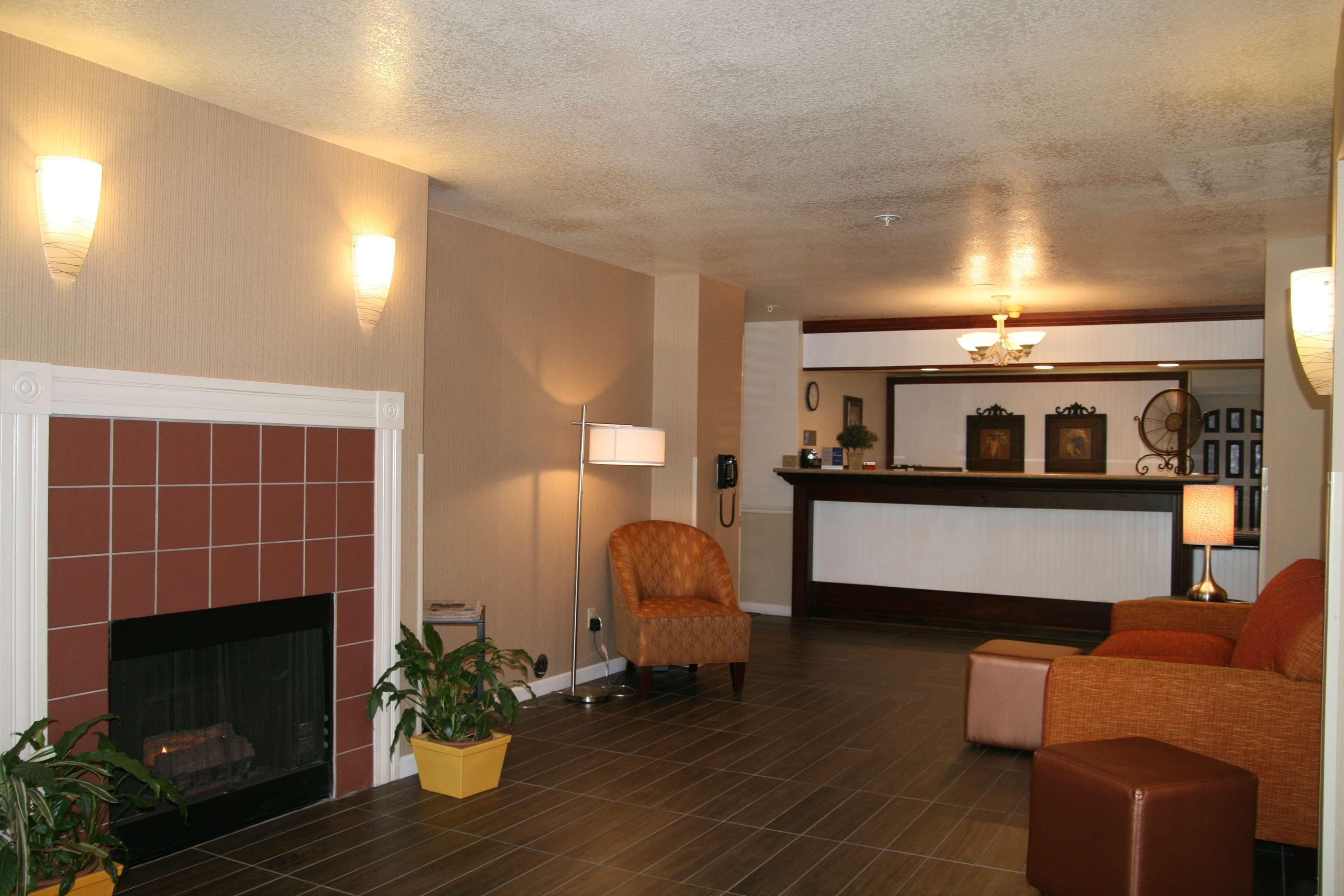 Best Western Luxury Inn Tracy Eksteriør bilde